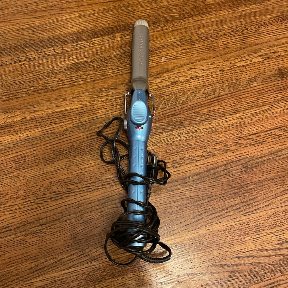 Babyliss Pro 1” curling iron